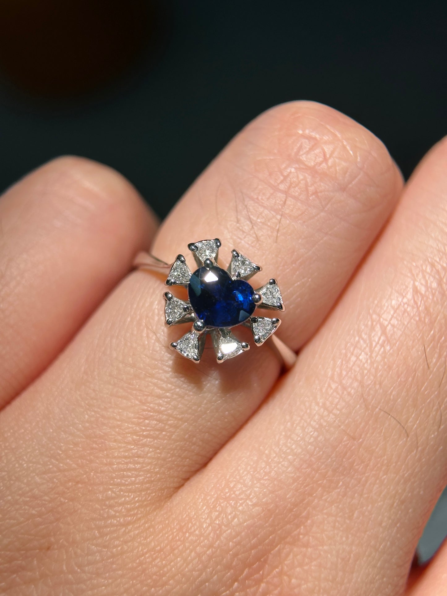 18K Gold Natural Royal Blue Sapphire Ring