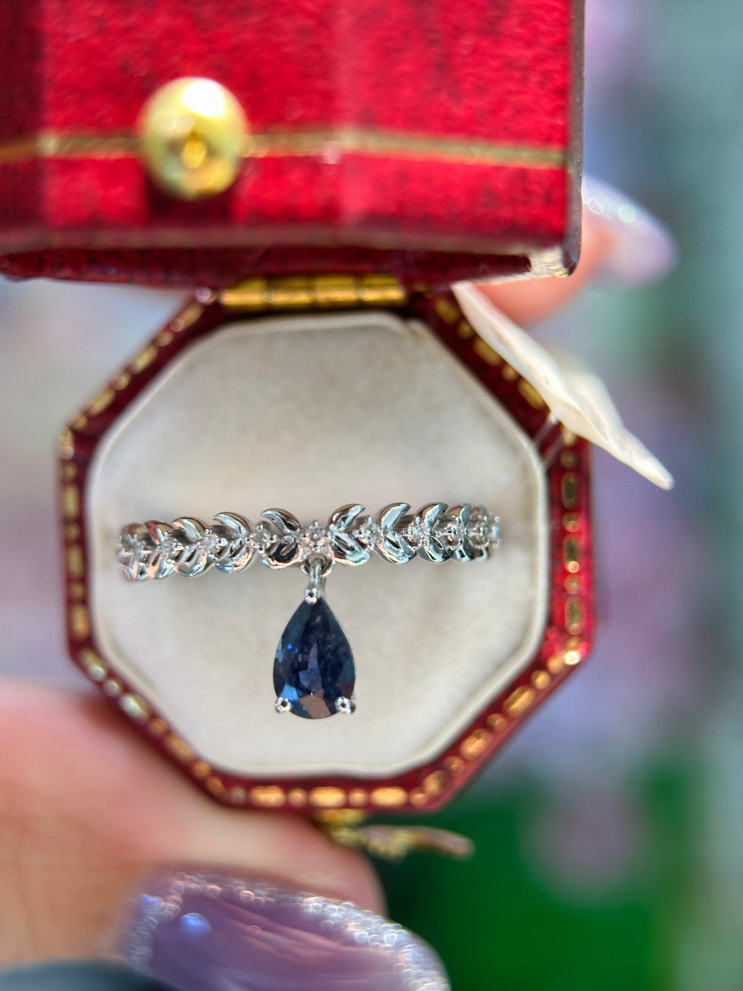 18k Blue Sapphire Ring