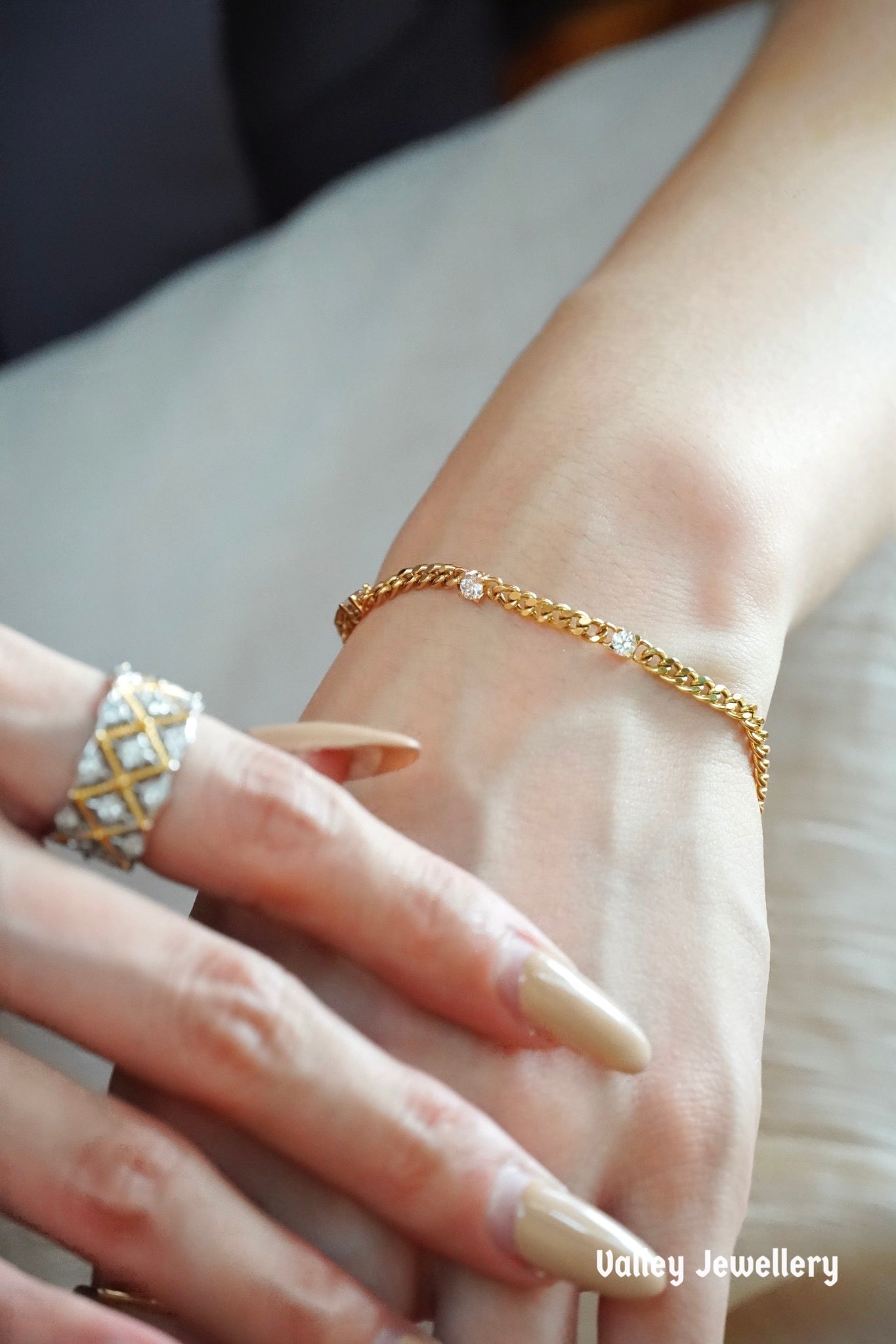 18k diamond bracelet