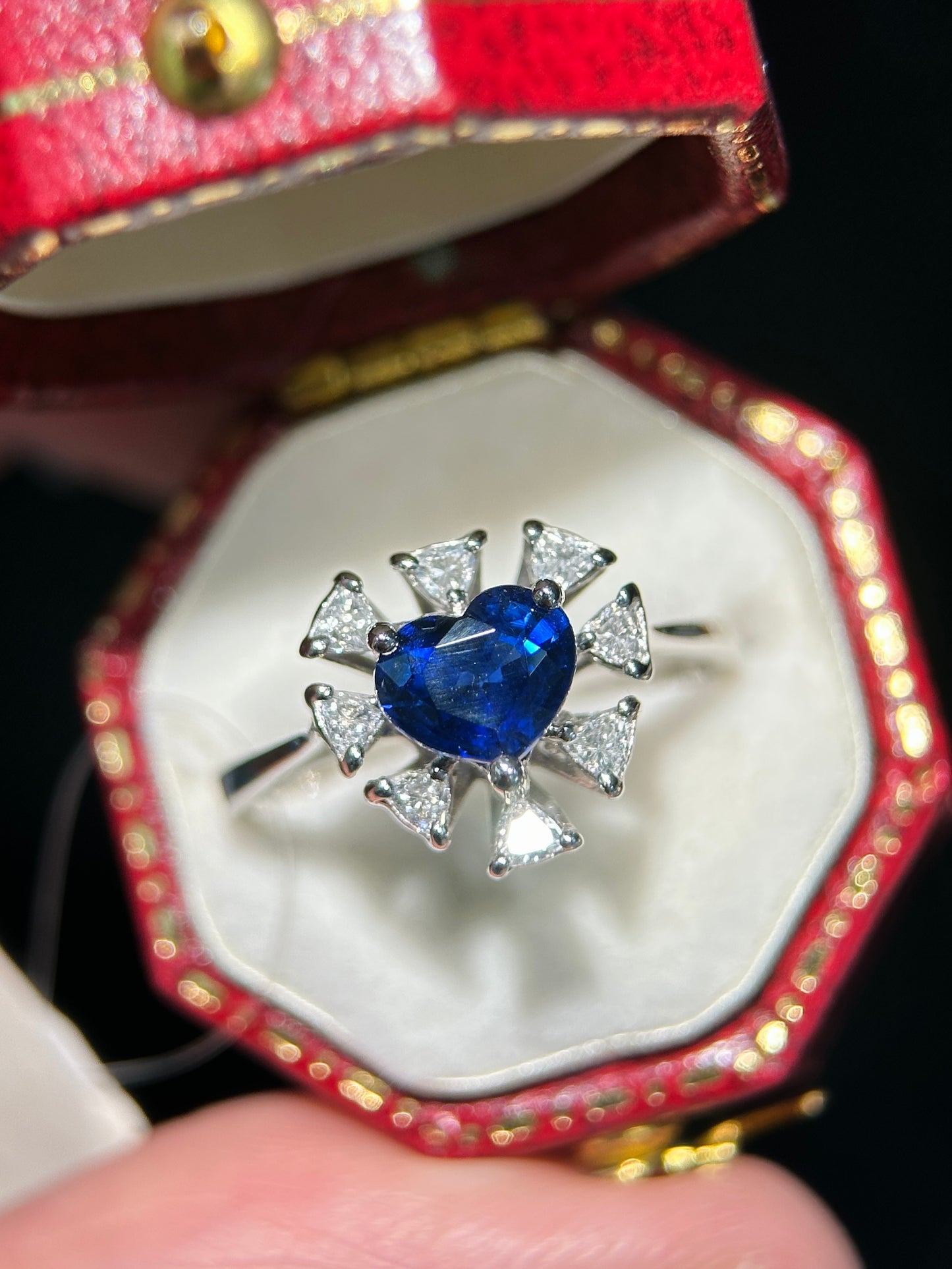 18K Gold Natural Royal Blue Sapphire Ring