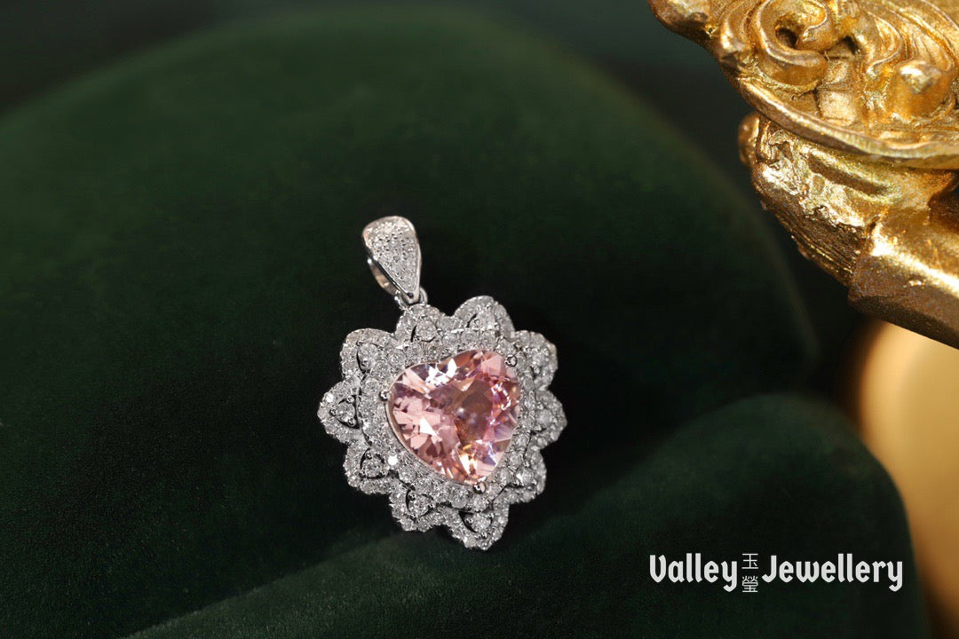 18K heart-shaped Morganite pendant