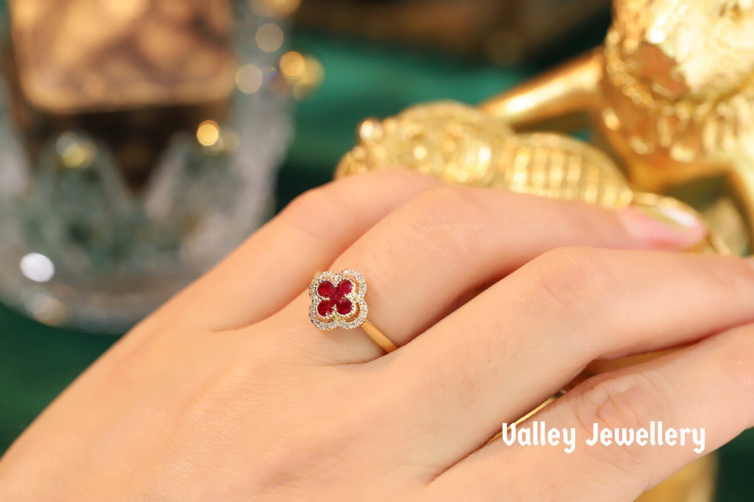 18K lucky four-leaf clover ๐ ruby ring