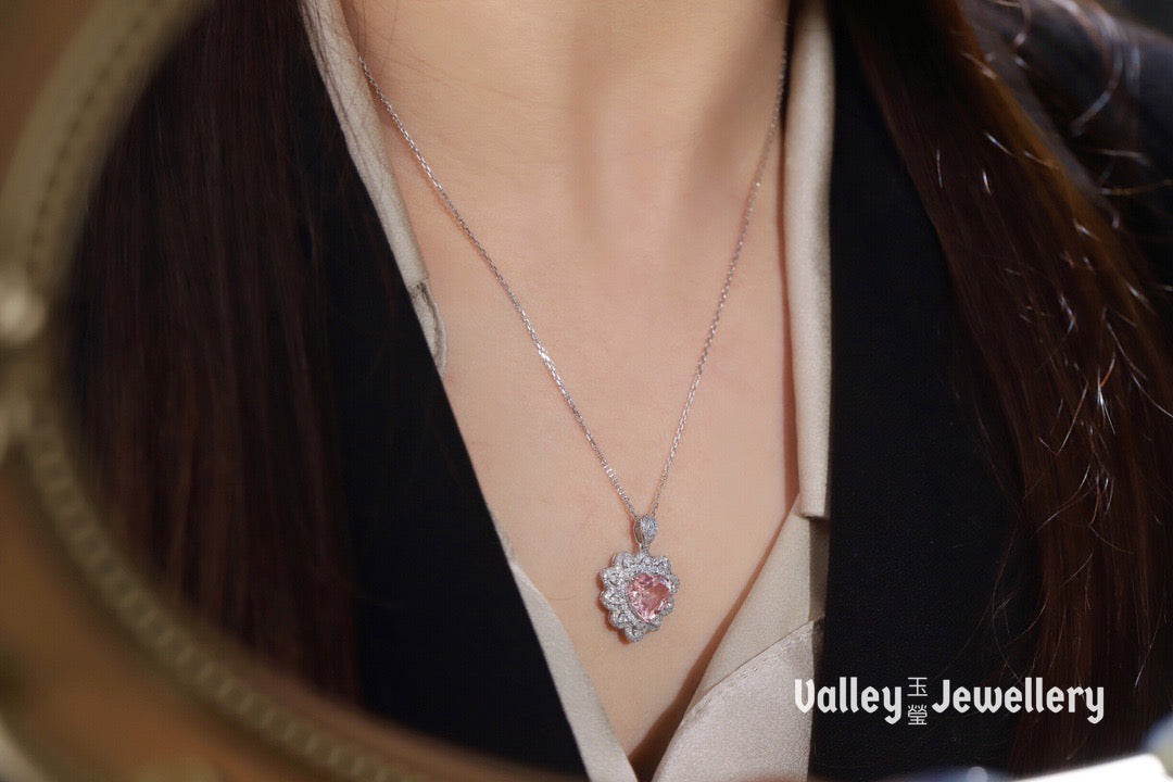 18K heart-shaped Morganite pendant