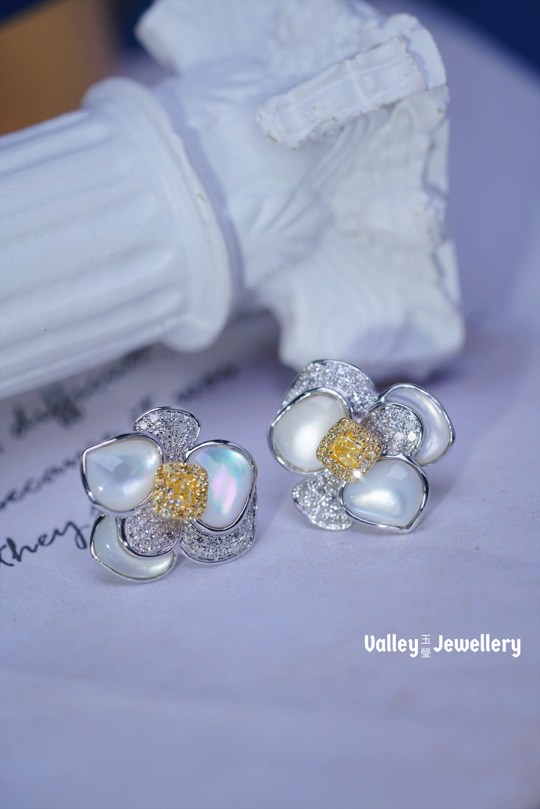18K Mother of Pearl with Yellow Diamond Flower Earrings