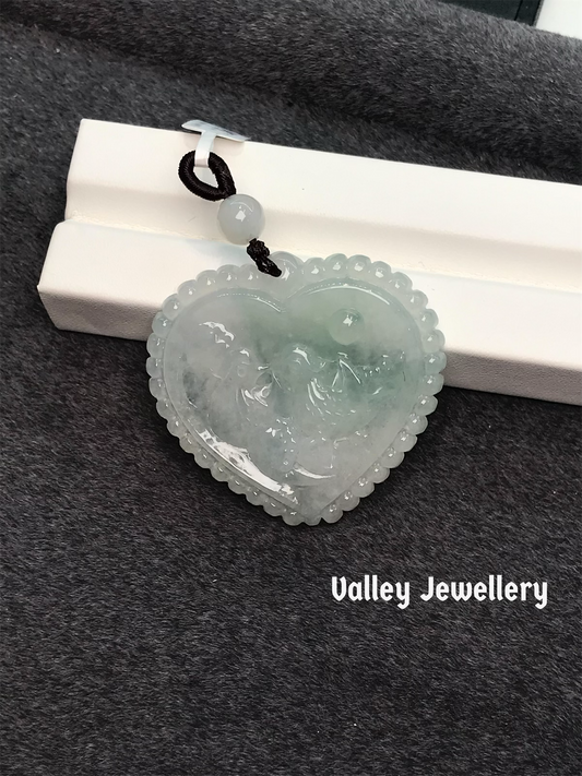 Heart-shaped jade pendant