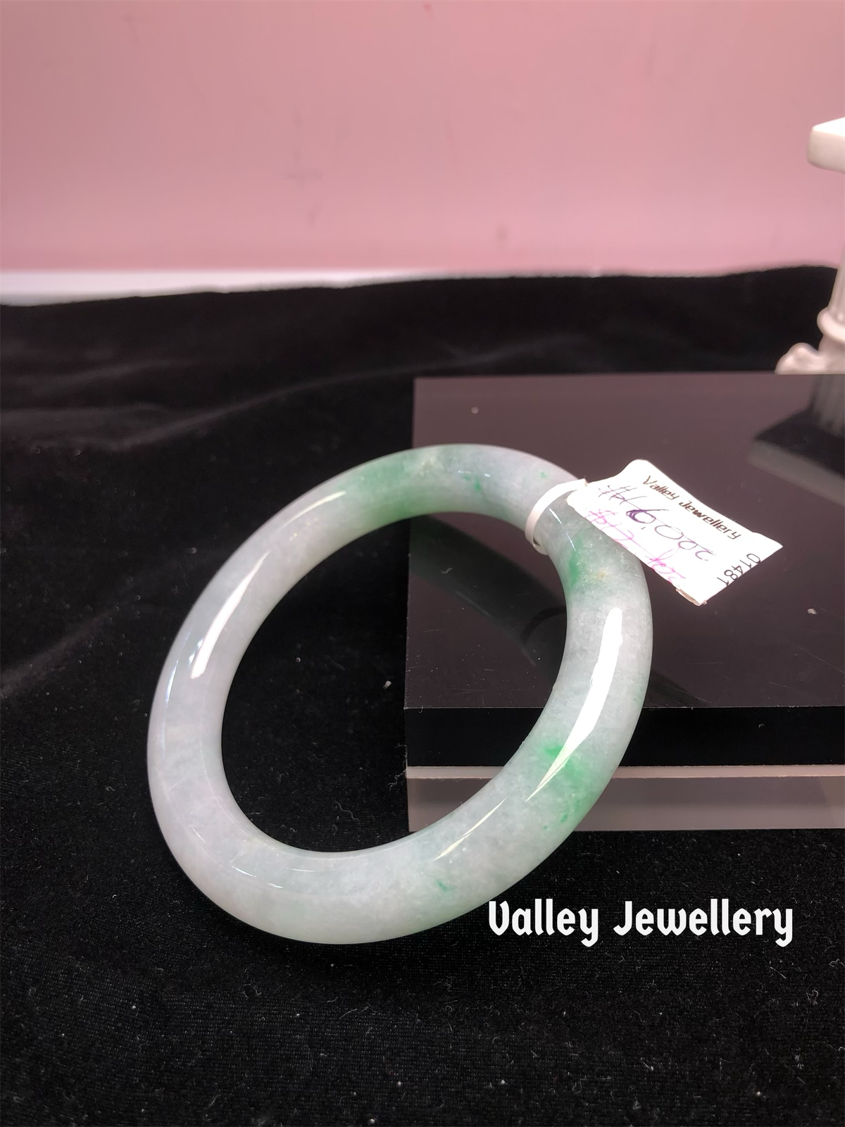 Natural Jadeite Bangle