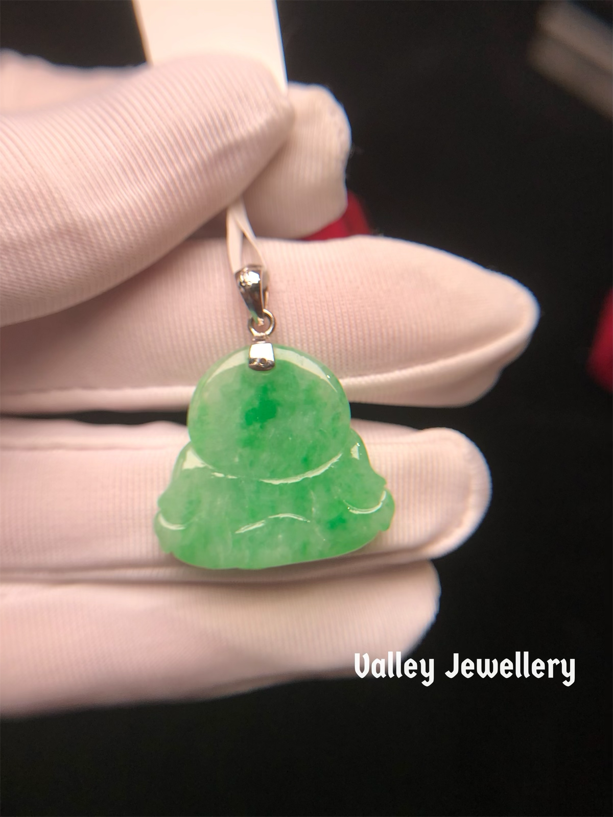 18K Natural Jadeite Pendant