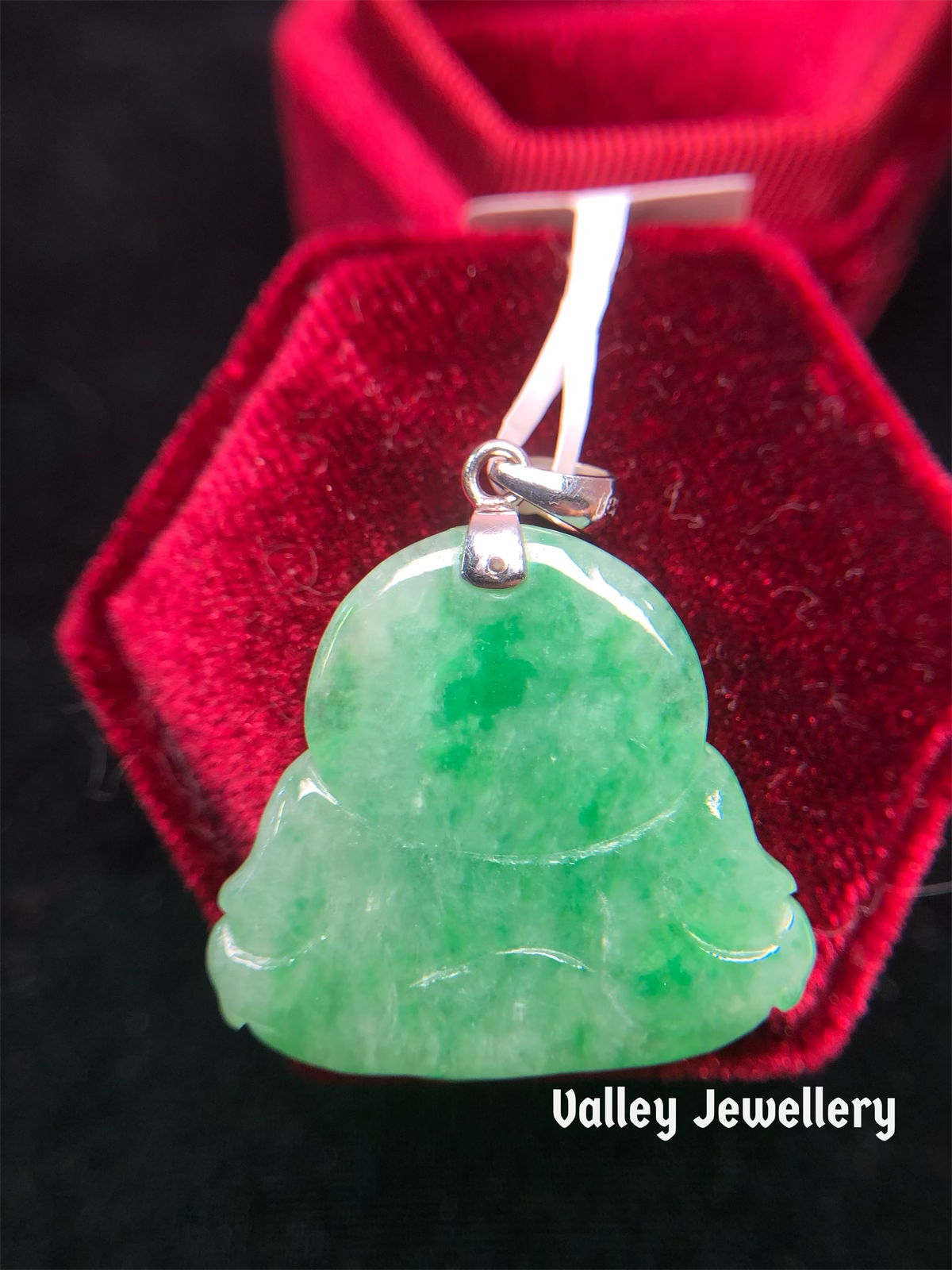 18K Natural Jadeite Pendant