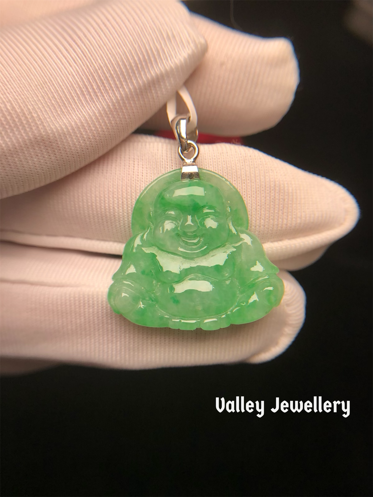 18K Natural Jadeite Pendant