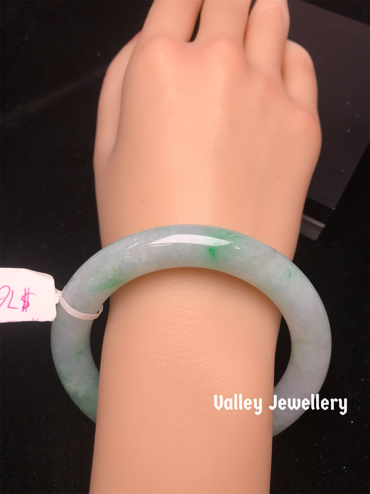 Natural Jadeite Bangle