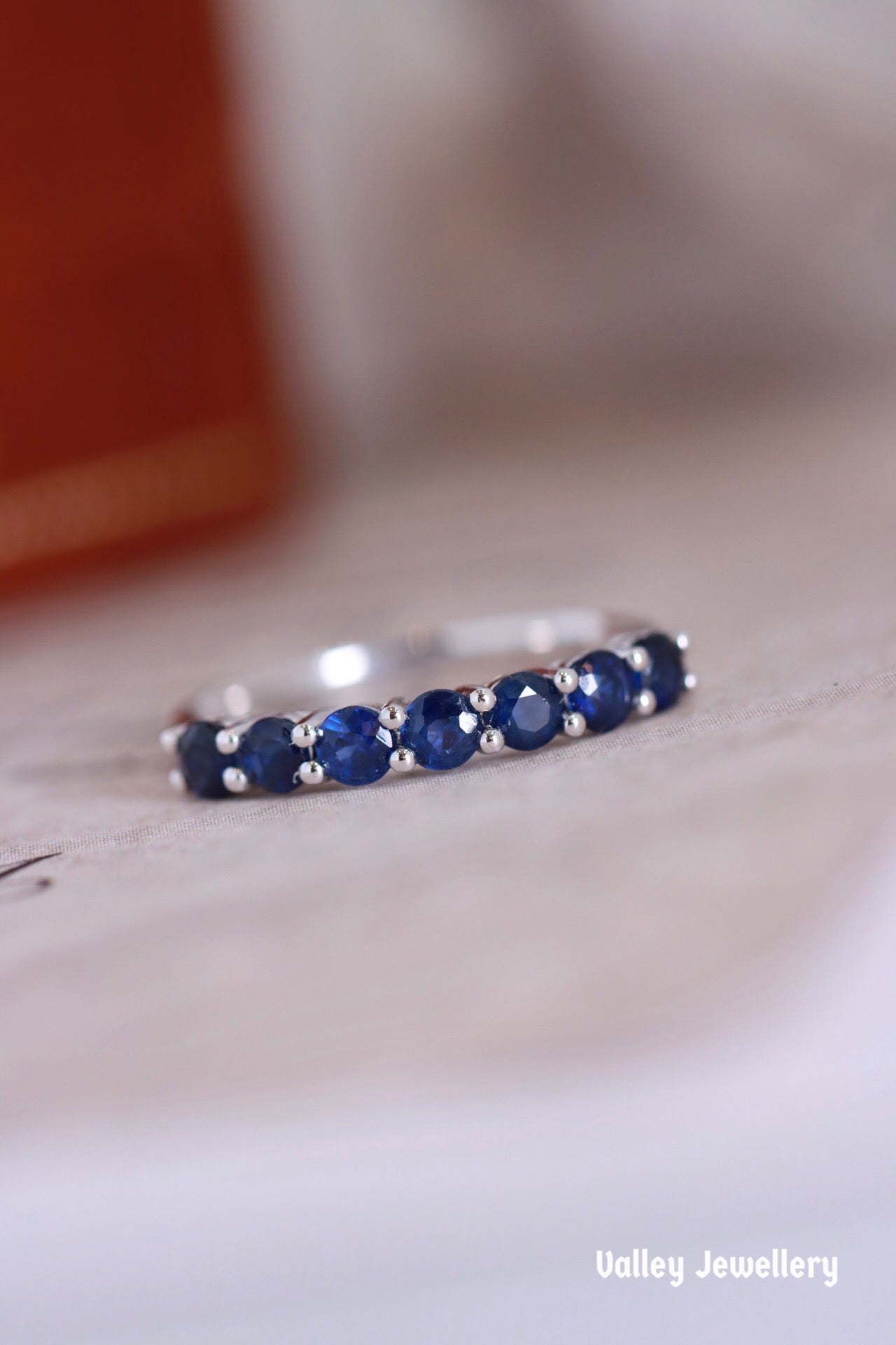 18K Sapphire Ring