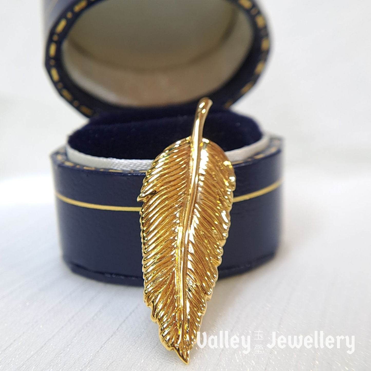 18K Gold Pendant