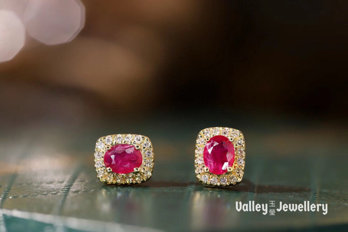 18K ruby stud earrings