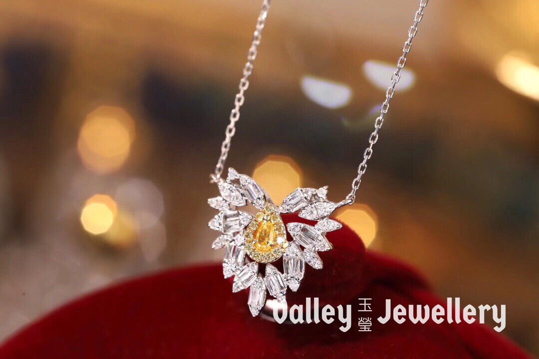 18K Yellow Diamond Necklace