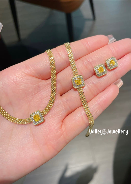 18K Yellow Diamond Jewellery Set