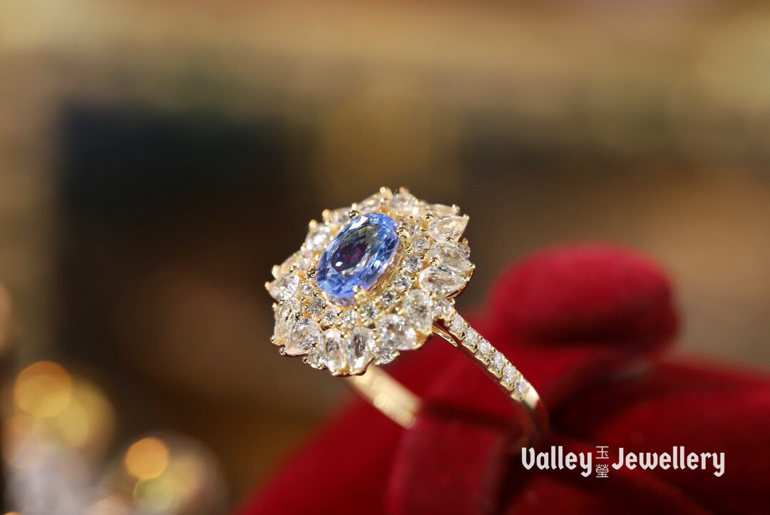 18K sapphire ring