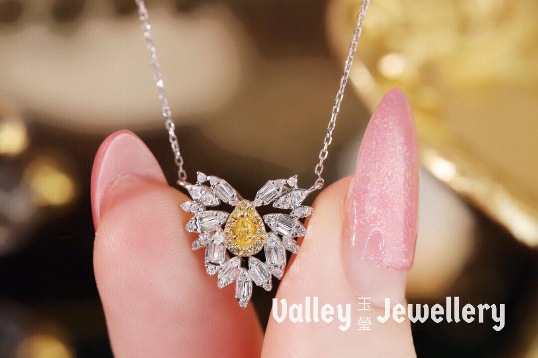 18K Yellow Diamond Necklace