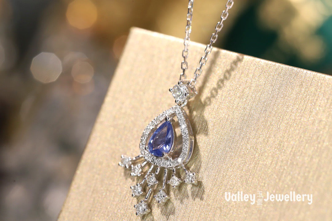 18K Blue Sapphire Necklace