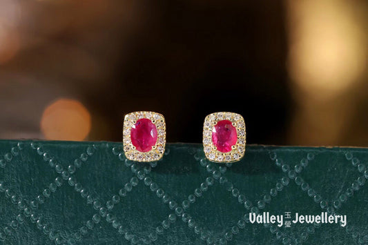 18K ruby stud earrings