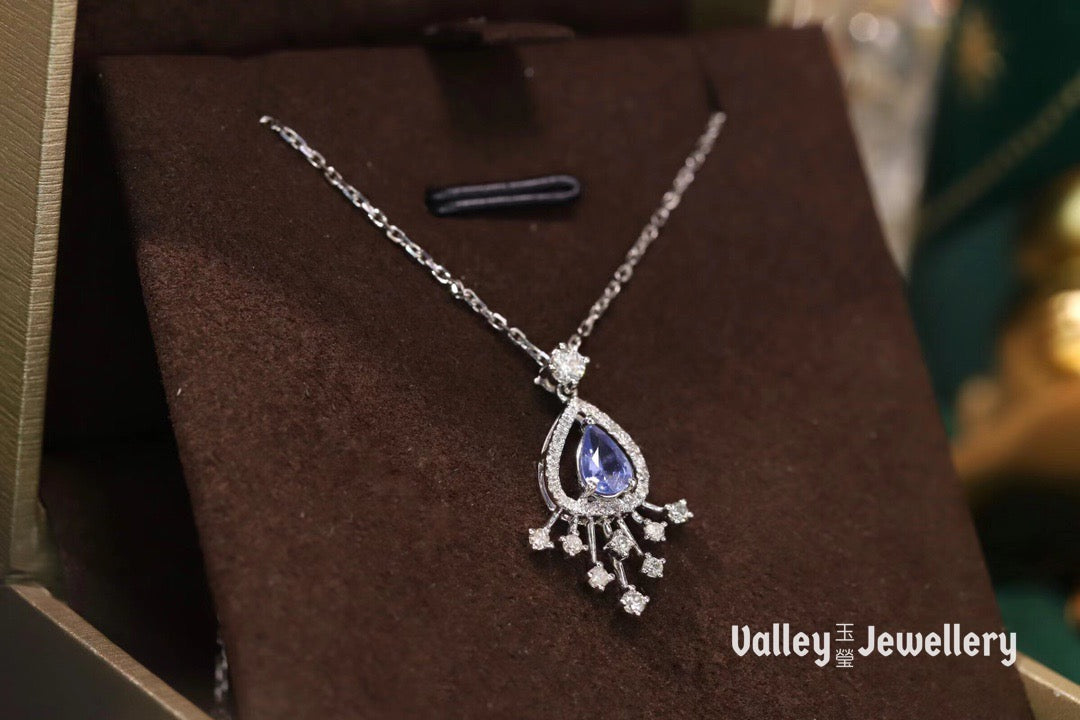 18K Blue Sapphire Necklace