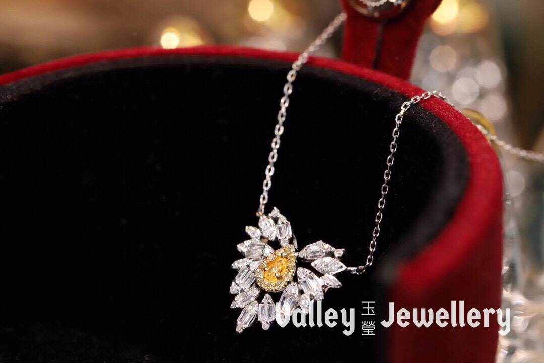 18K Yellow Diamond Necklace