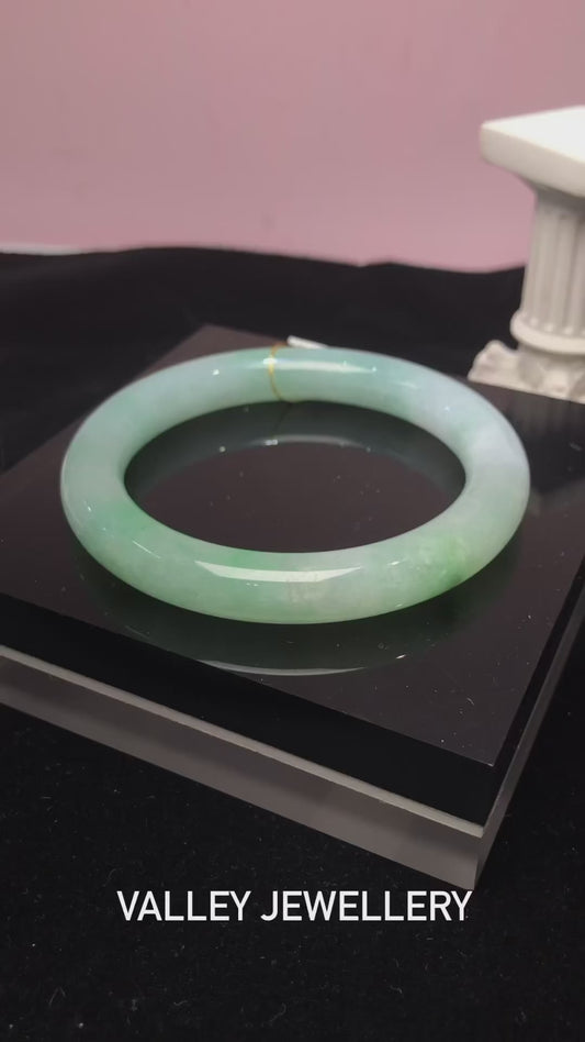 Natural Jadeite Bangle