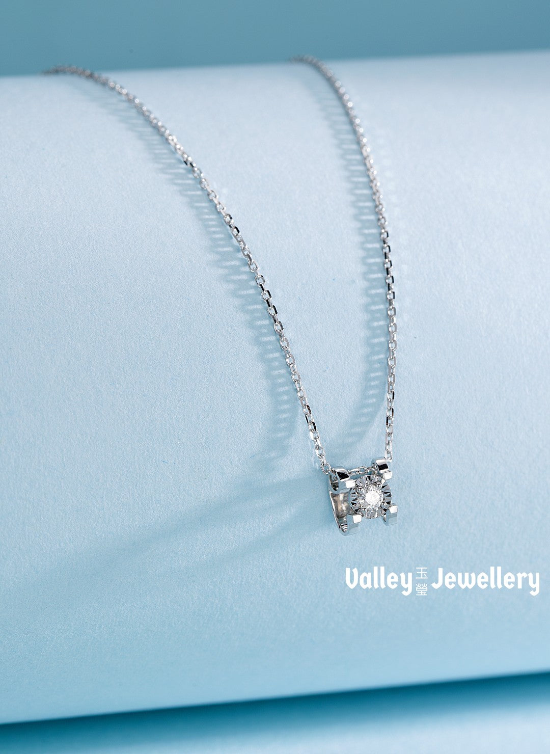 18K Classics Diamond Necklace