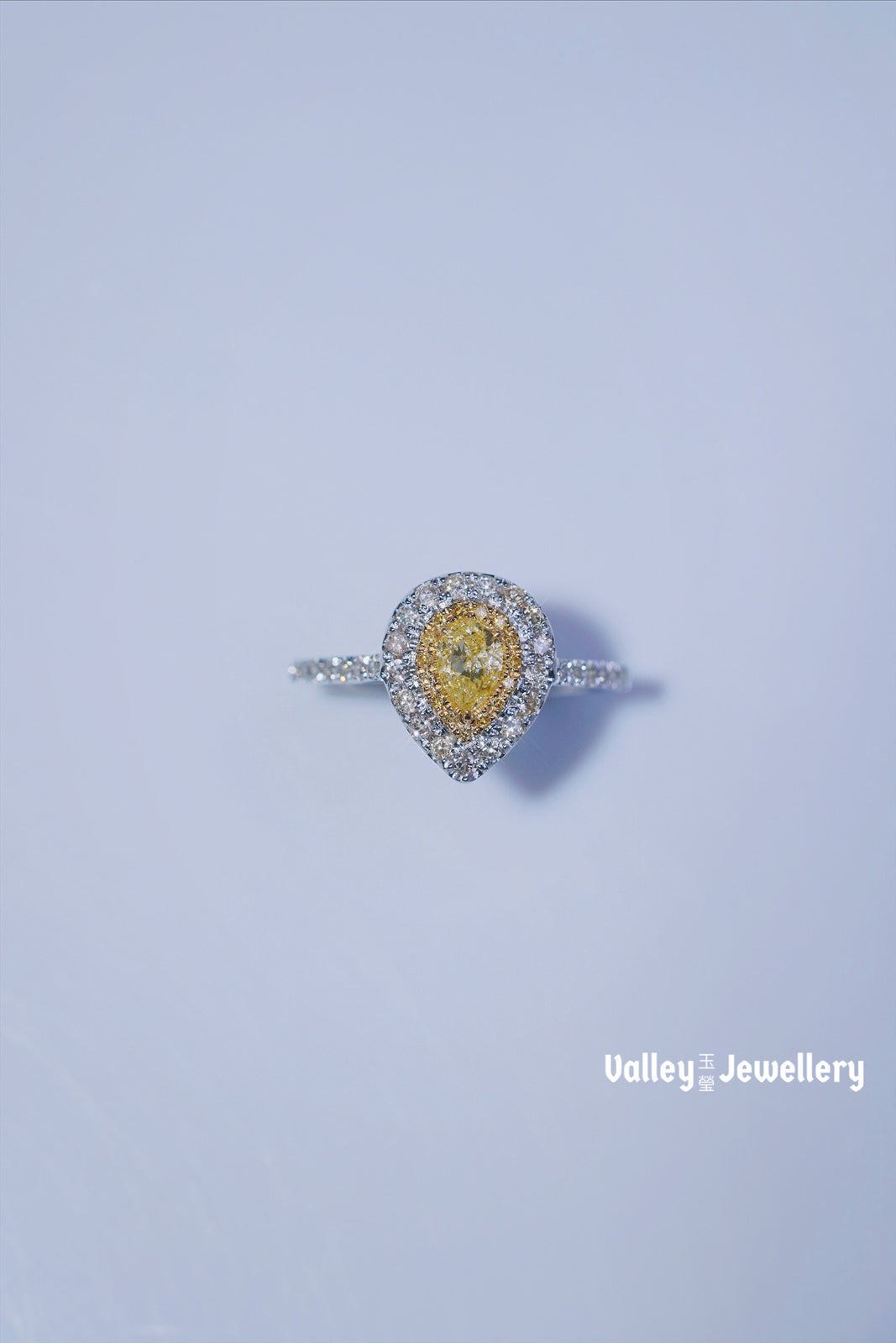 18K Yellow Diamond Ring