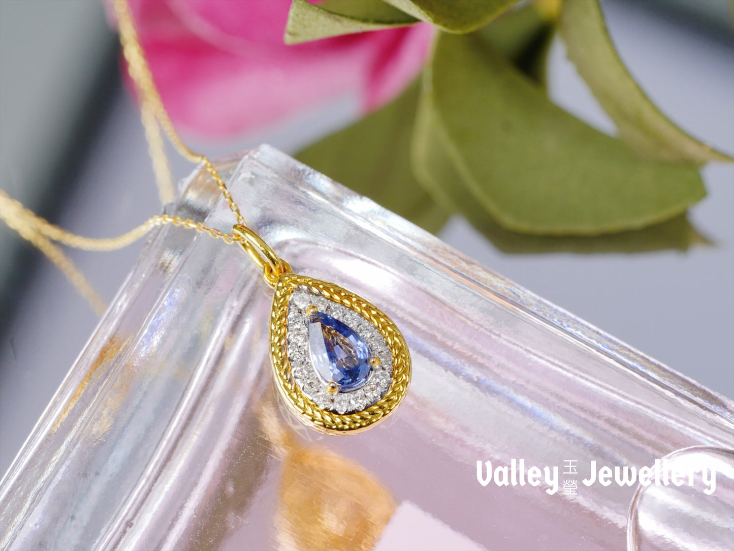 Sparkling Sapphire Pendant with Chain