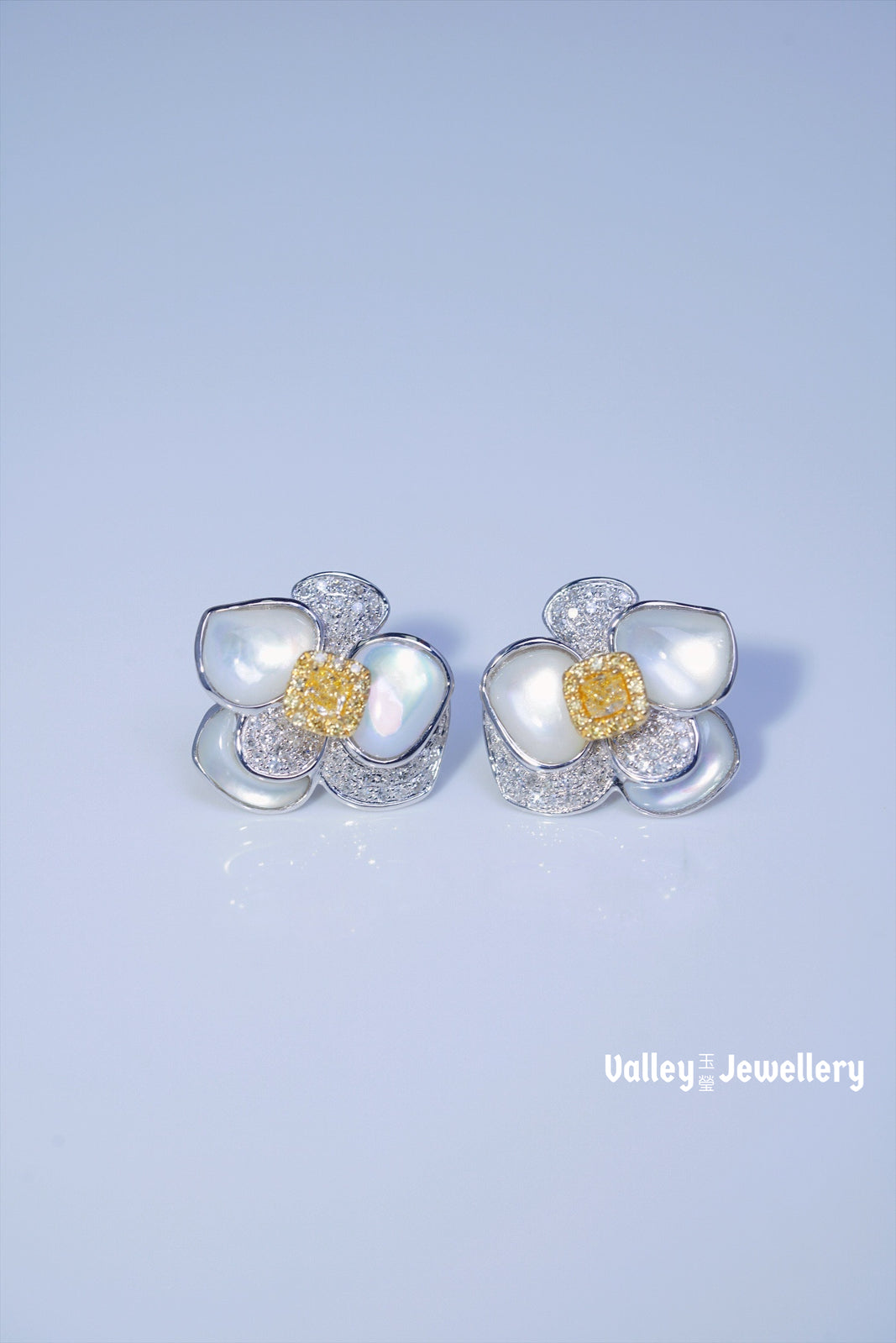 18K Mother of Pearl with Yellow Diamond  Flower Earrings