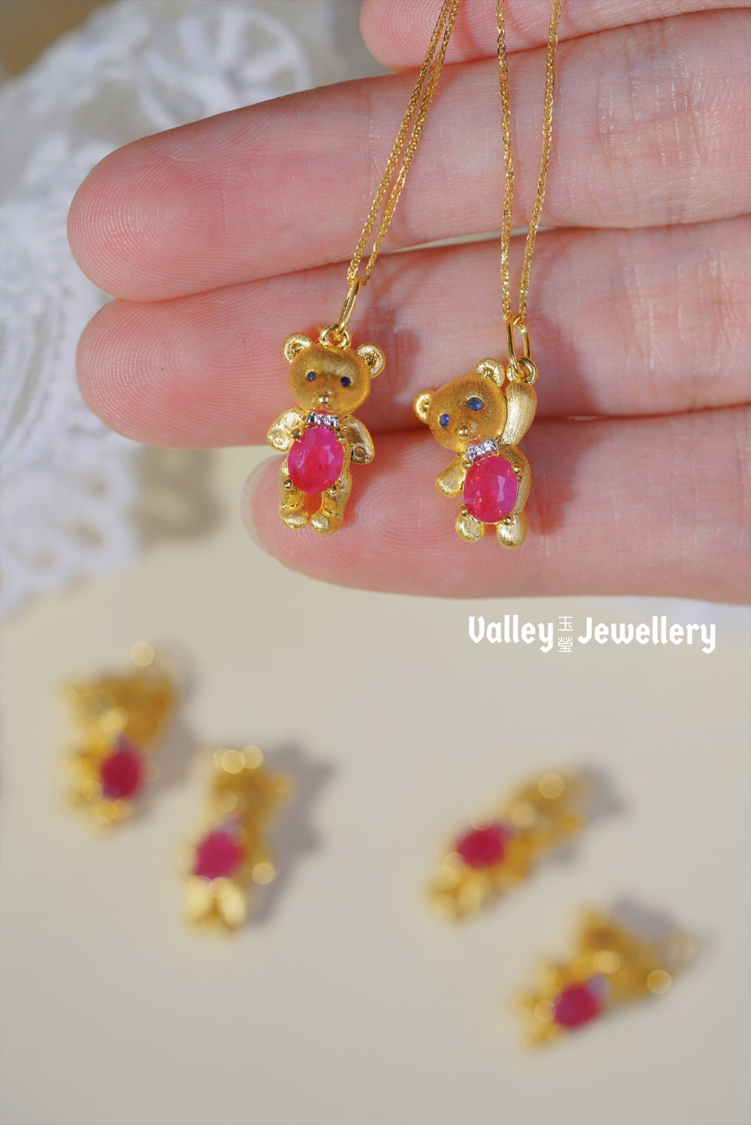 18K Gold Ruby & Bear Pendant