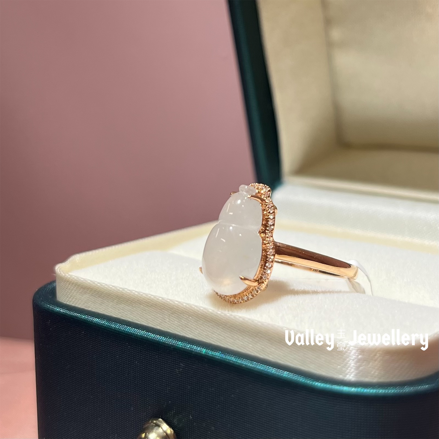 18K Gold Jadeite Ring