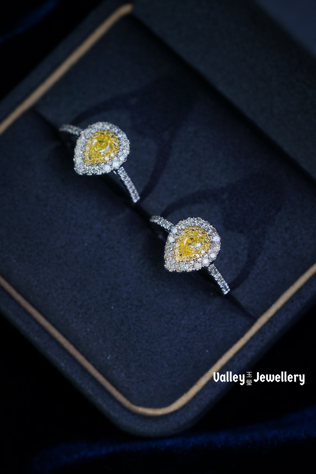 18K Yellow Diamond Ring