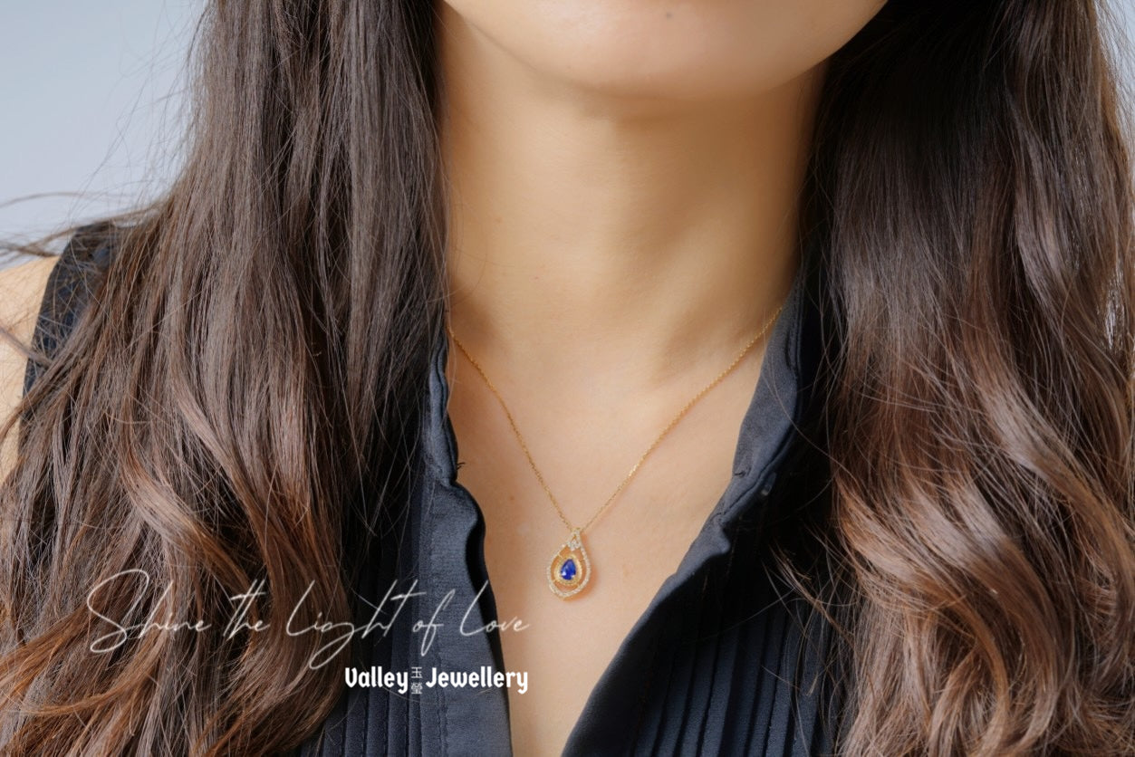 Sparkling Sapphire Pendant with Chain