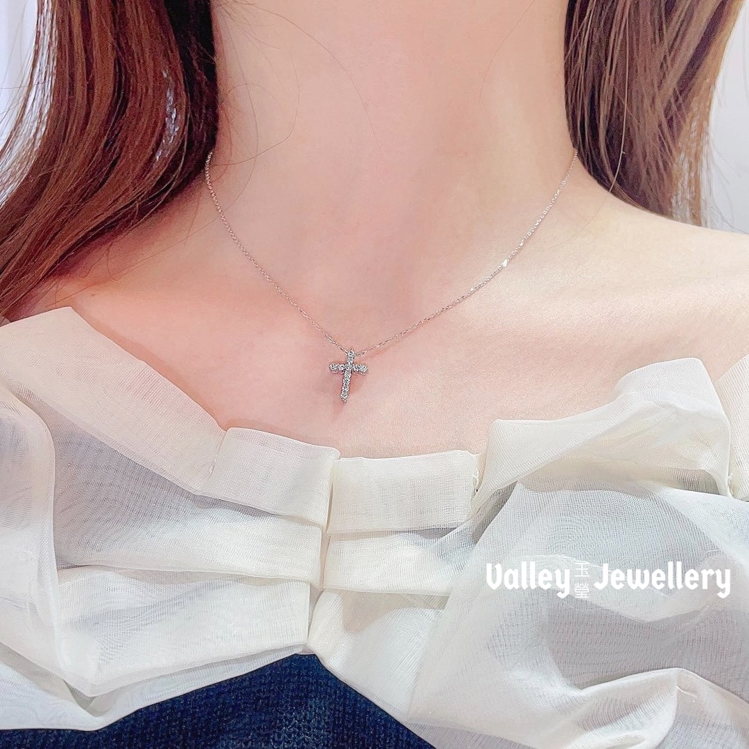 18K Cross Diamond Necklace (Small)