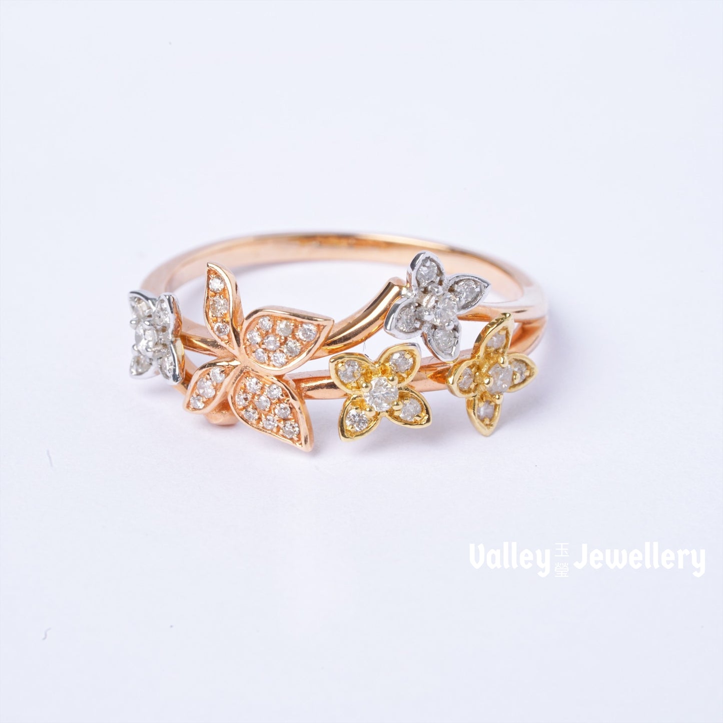 18K Sparkling Diamond Ring