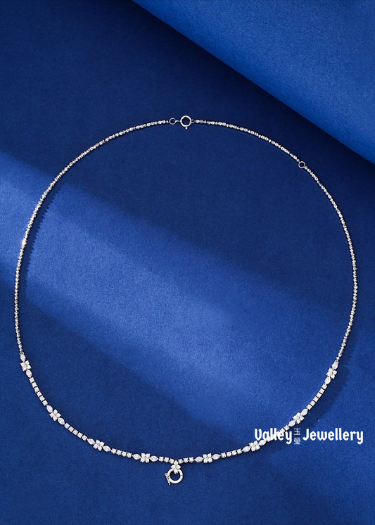 18K Sparkling Diamond Necklace